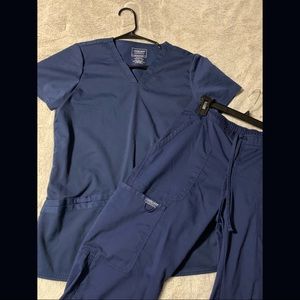 Cherokee Scrub Set